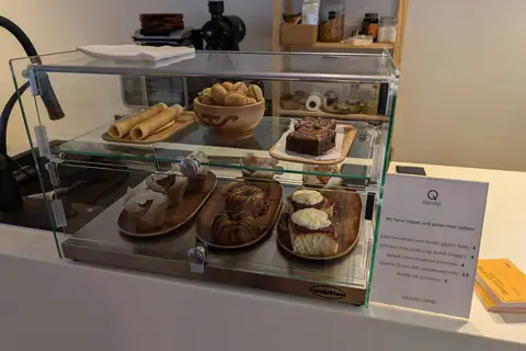Lillie's Bakery & Coffee Shop photo 1