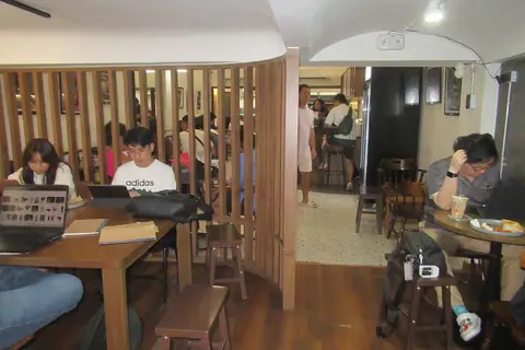 Lillie's Bakery & Coffee Shop photo 4